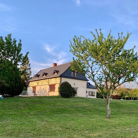 Готель Le Logis De La Chouette Bauge-en-Anjou Екстер'єр фото